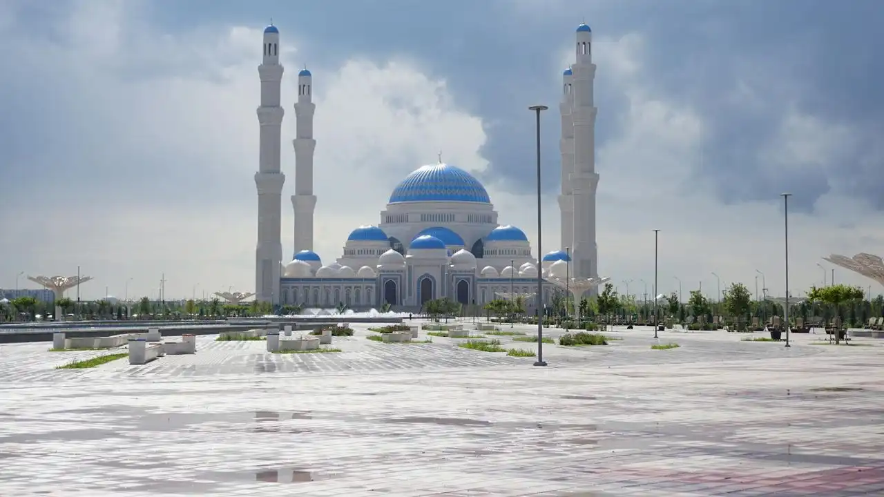 Why Learn Kazakh: Benefits For Travel, Culture, And Business